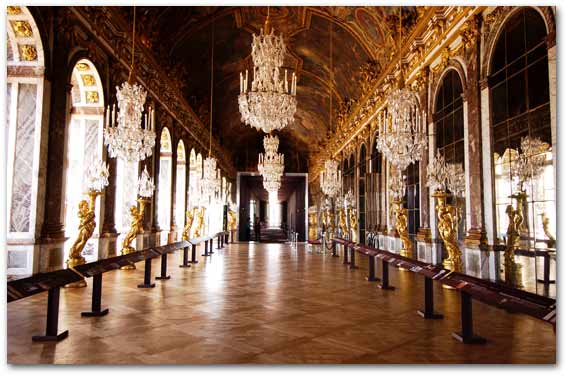 versailles hall of mirrors. Versailles, Hall of Mirrors